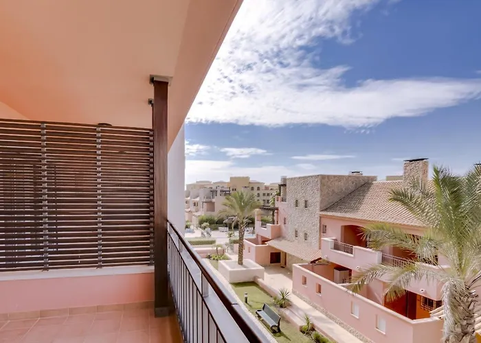 Amazing 2bedroom In Victoria Boulevard Apartment *